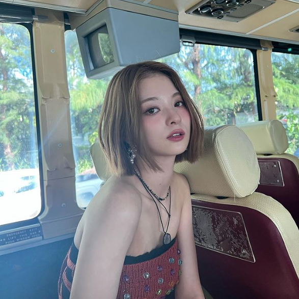  이나경 프로미스나인 나이 프로필 키 인스타 화보 레전드 과거