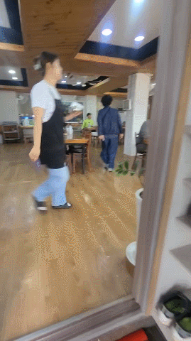 경호강어탕 내부
