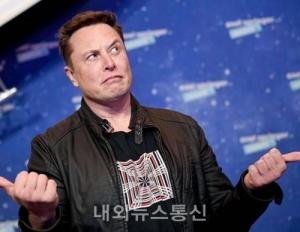  일론 머스크 "테슬라, 비트코인 결제 중단"