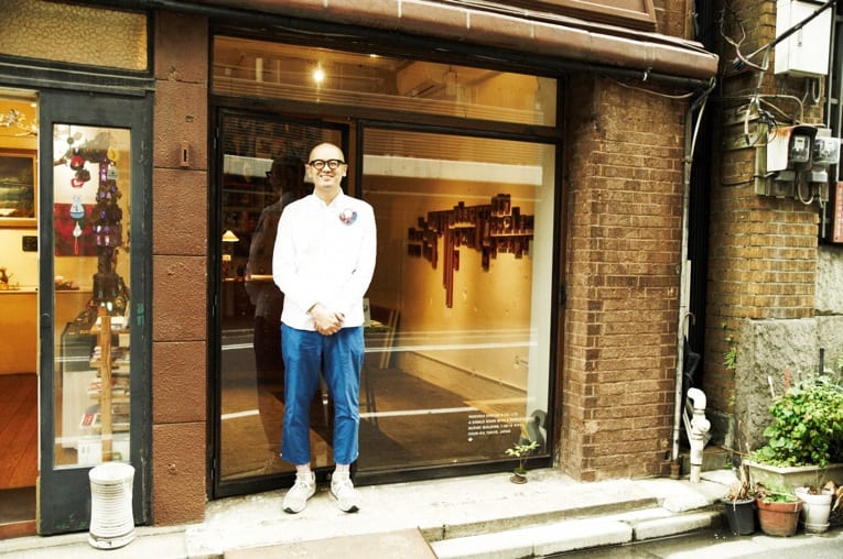 모리오카 서점 (Morioka Shoten, 일본 도쿄 긴자)