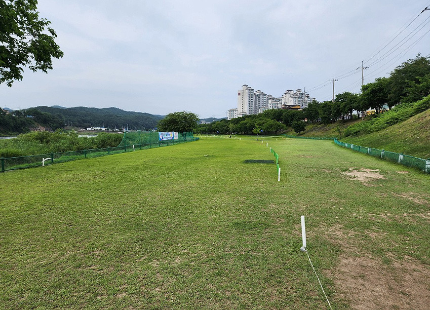 홍천강변파크골프장. 강원도 홍천군 홍천읍 갈마곡리 267-10