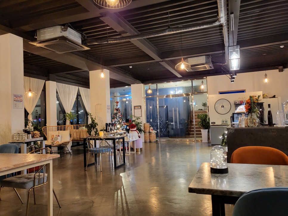 핸드드립 빠빠에피에서 맛있는 커피와 디저트를~ 33