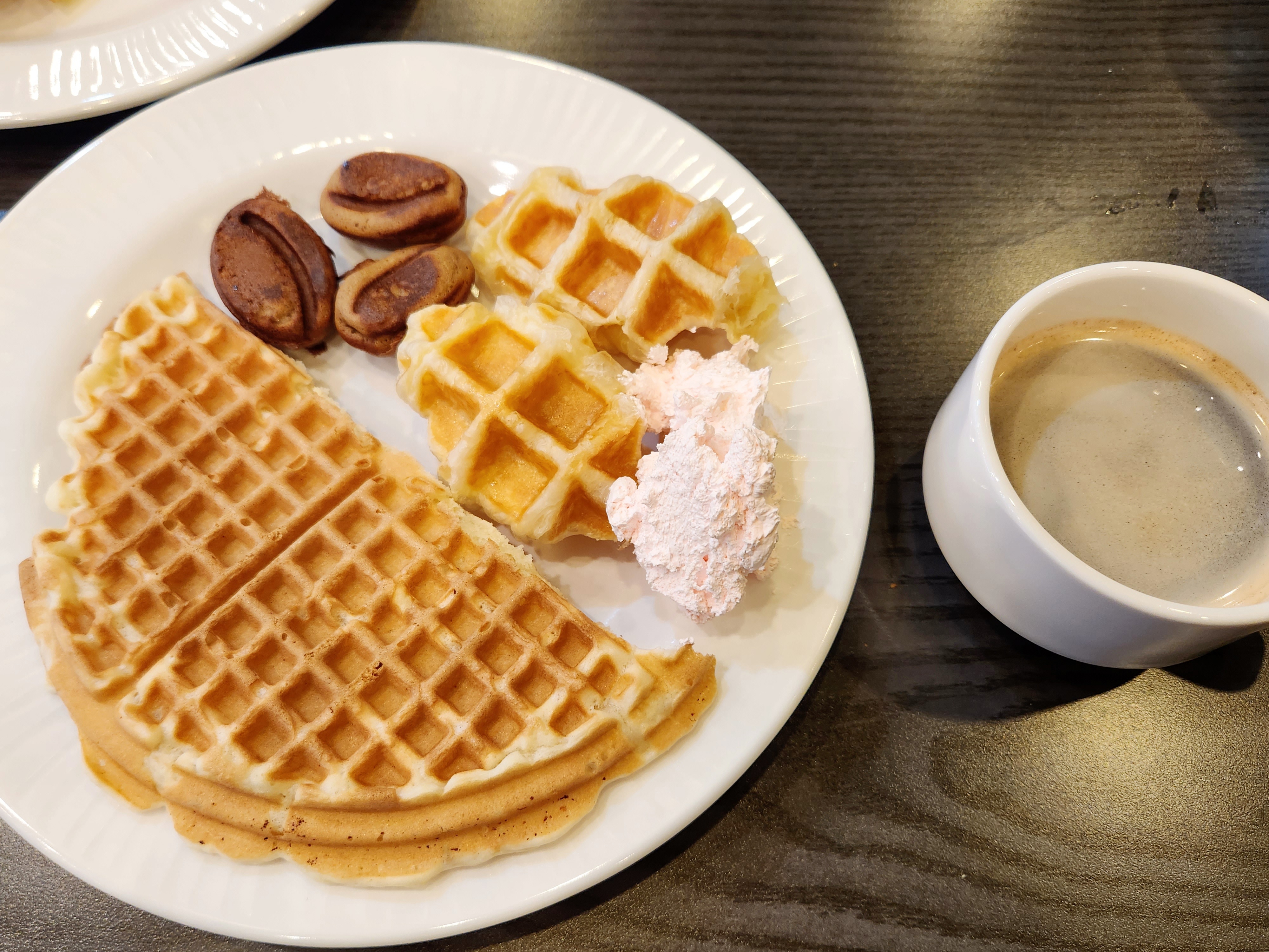 수유역 뷔페 맛집