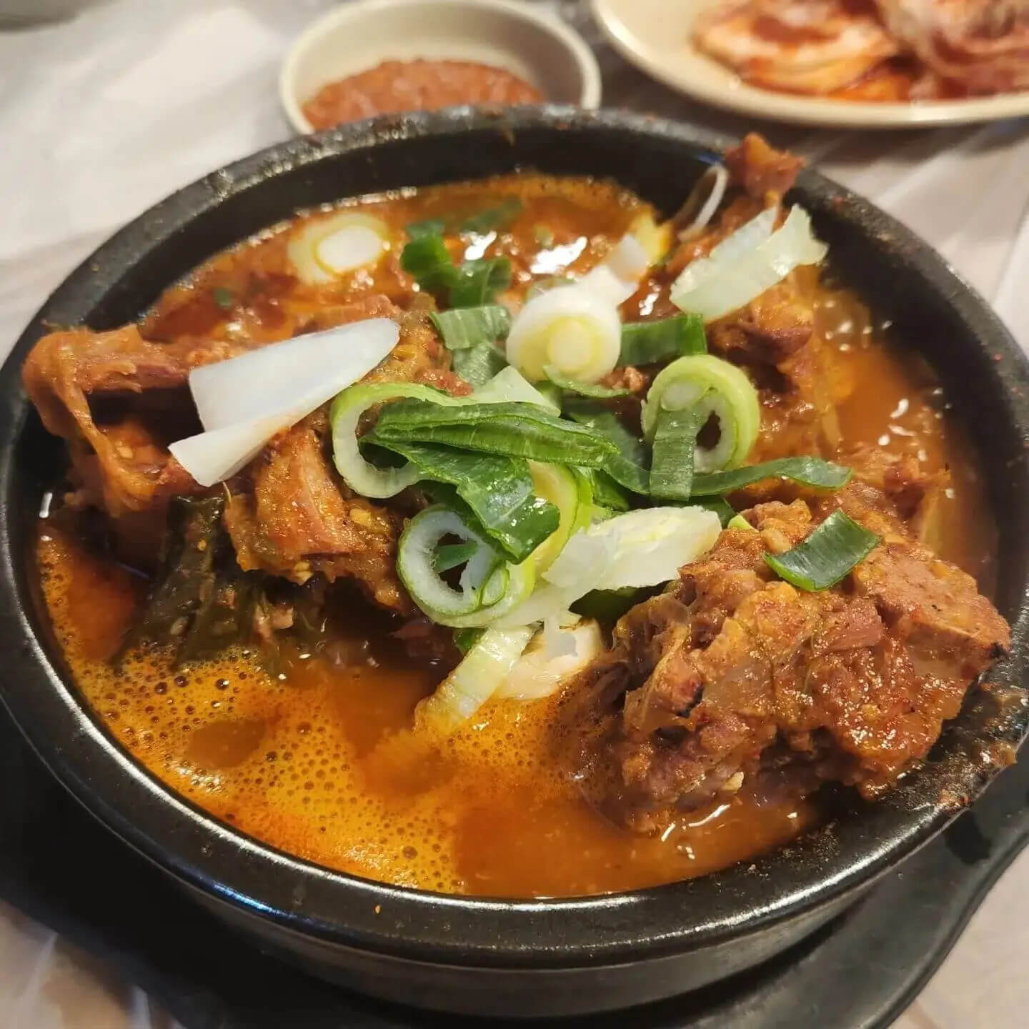 뼈해장국 인기 있는 비결1