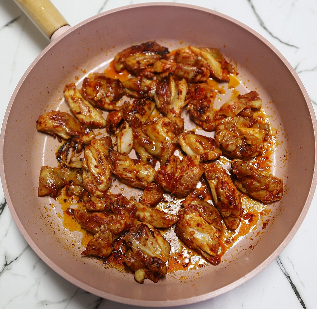 구워서-완성한-닭갈비