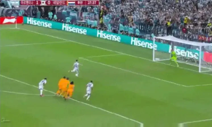 월드컵 네덜란드와 아르헨티나의 경기애서 메시의 PK 반칙