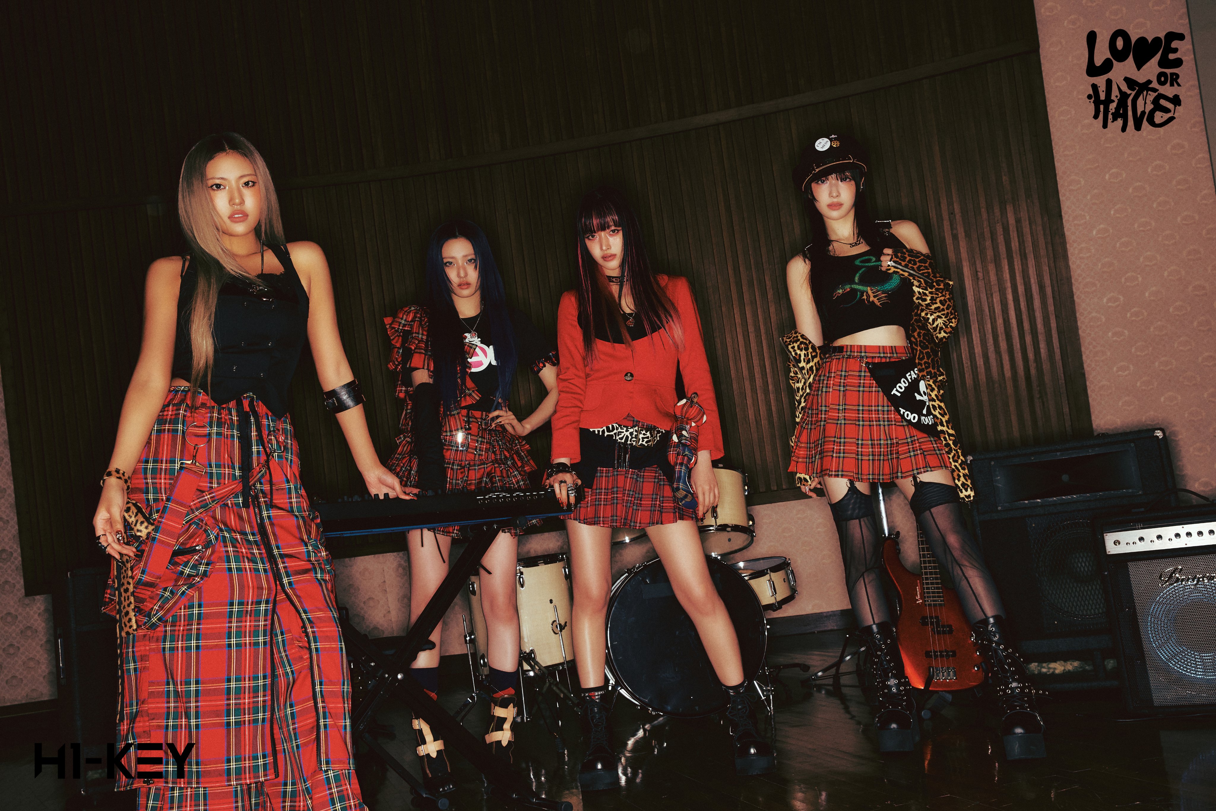 첫 컨포 공개 후 계절 반영 잘 했다고 반응 좋은 하이키...jpg | 인스티즈