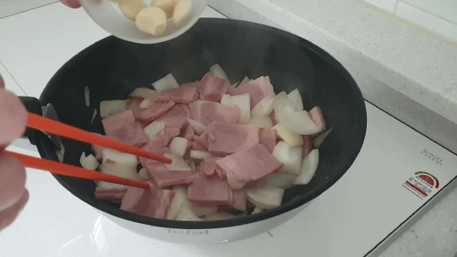 초간단 베이컨 야채 볶음 만들기