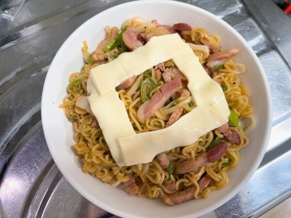 슬라이스 치즈 얹기