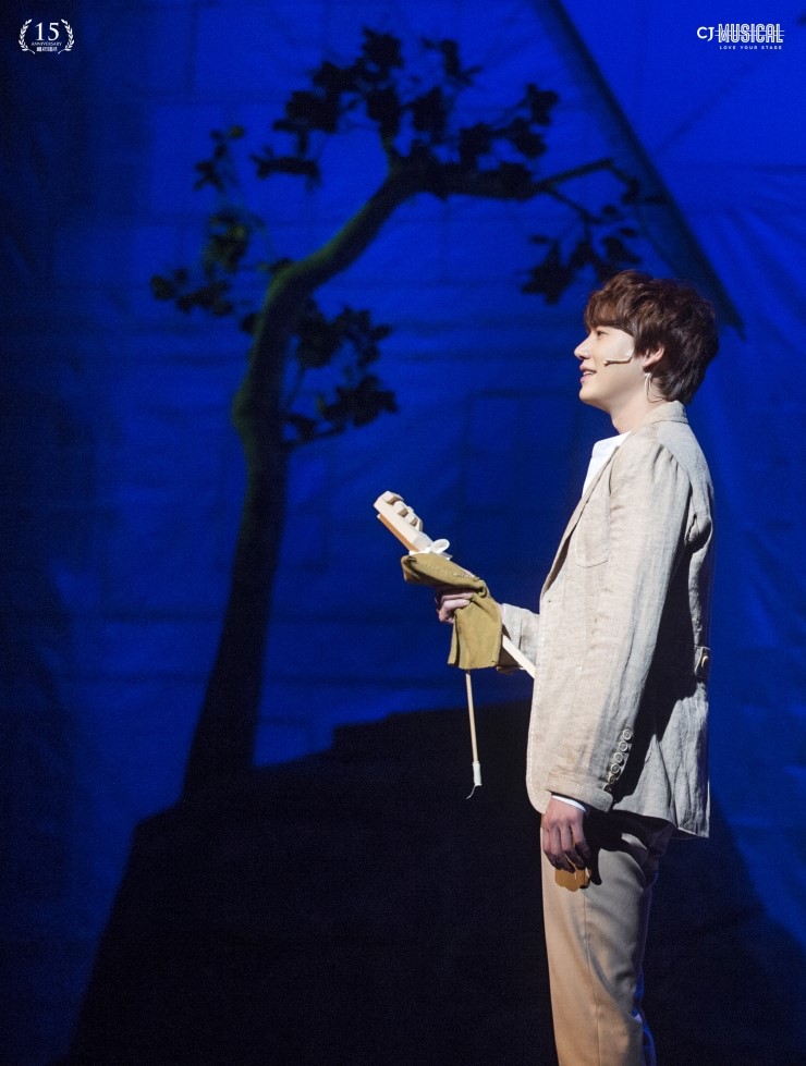 규베르공연사진