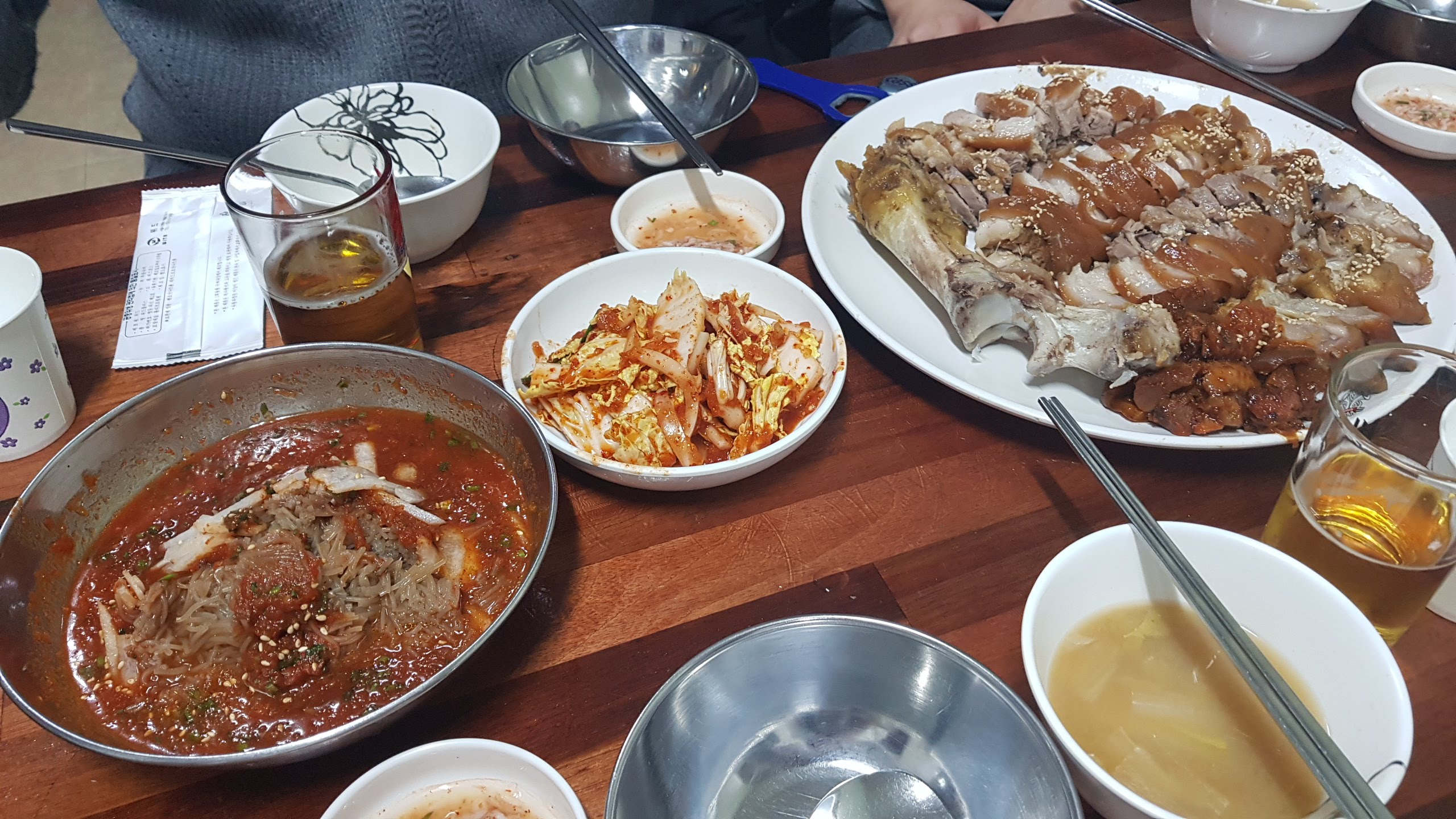 허브족발 이미지