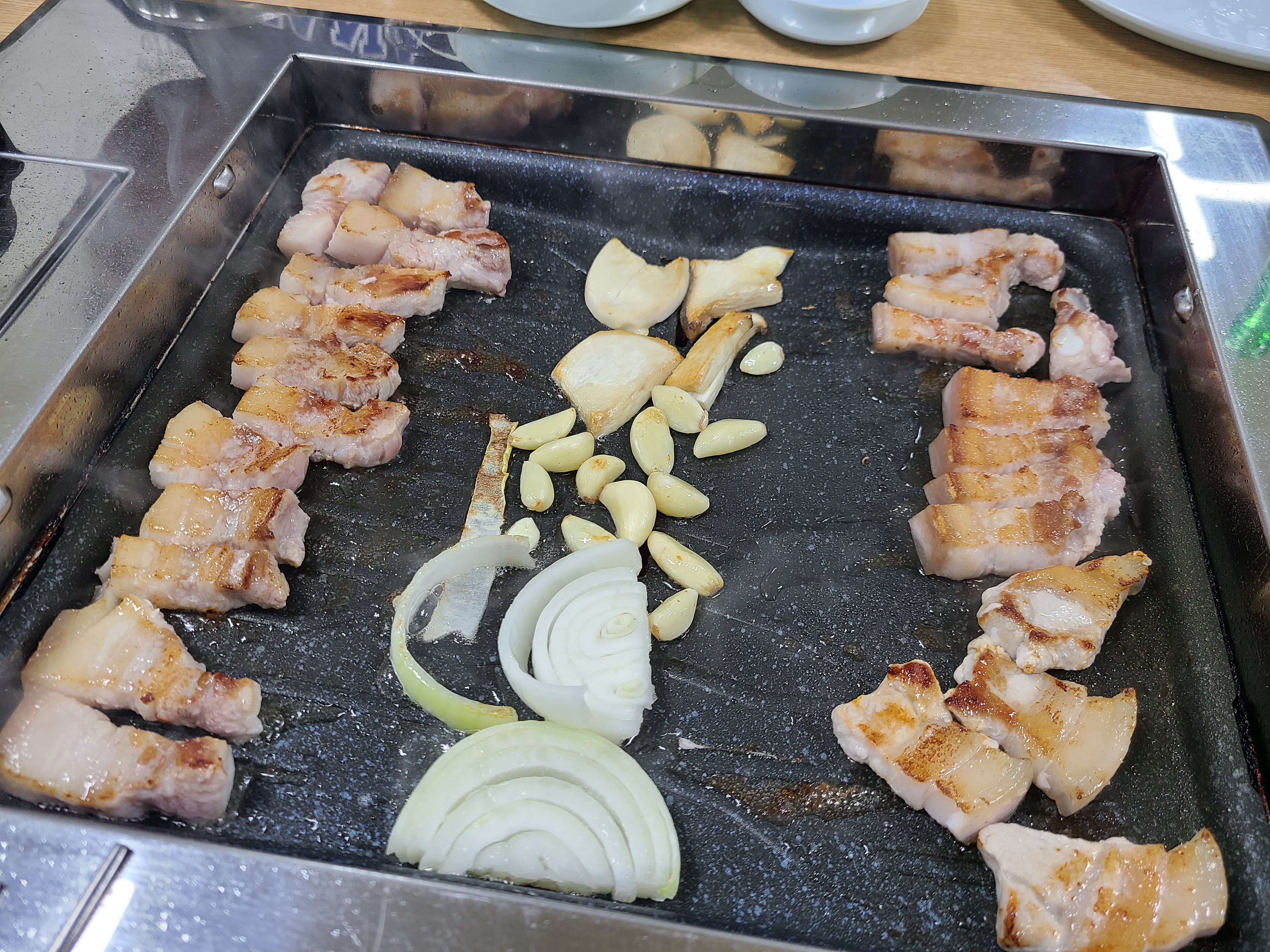  성남 상대원동 육즙팡팡 목살 맛집 : 보물촌 꺼먹돼지