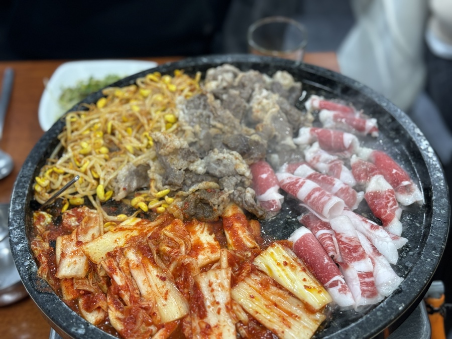  서면 '옛골'. 한우 차돌박이 대패 삼겹살 전설의 맛집 강추!