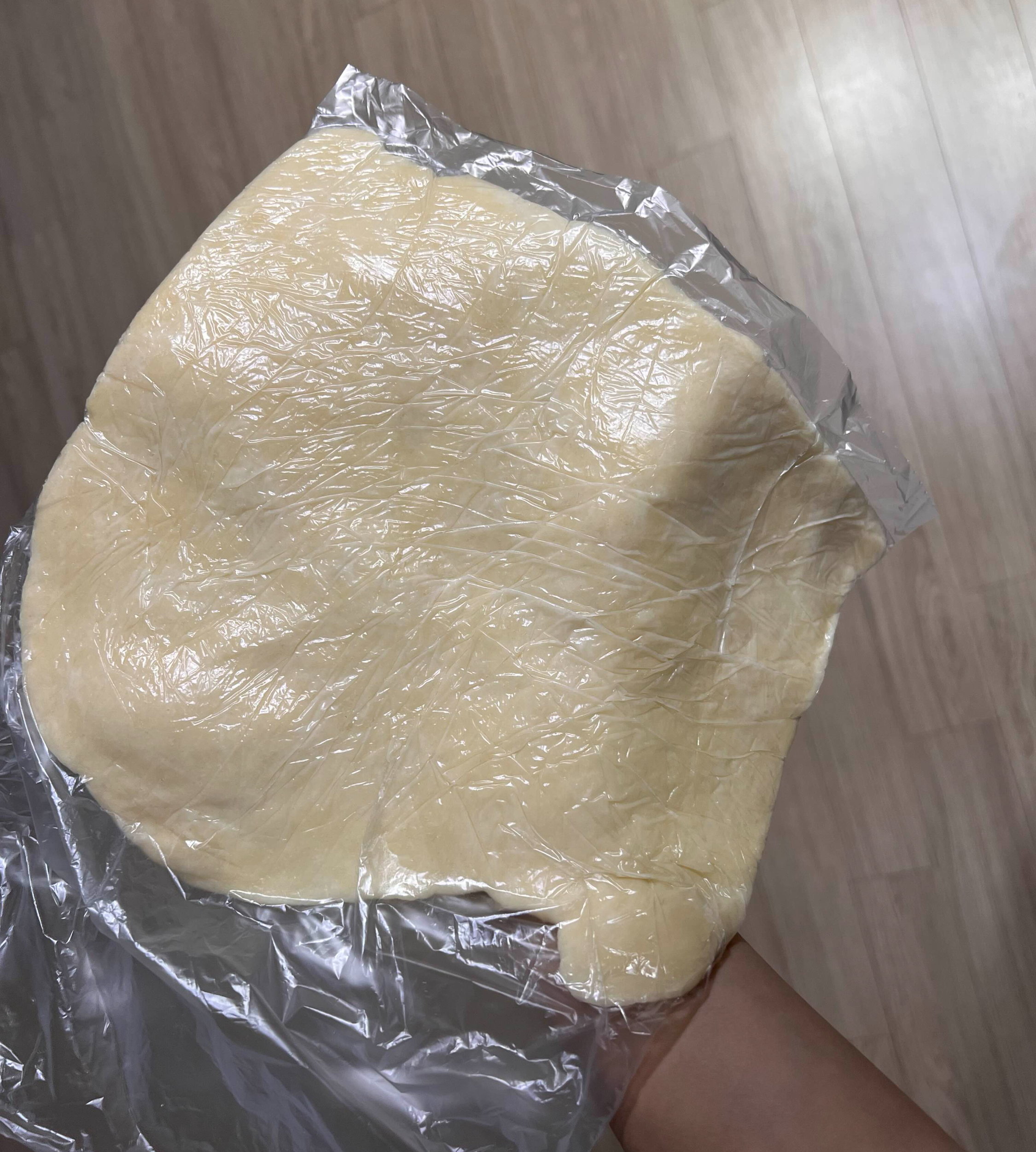 비닐에 넣은 타르트 반죽