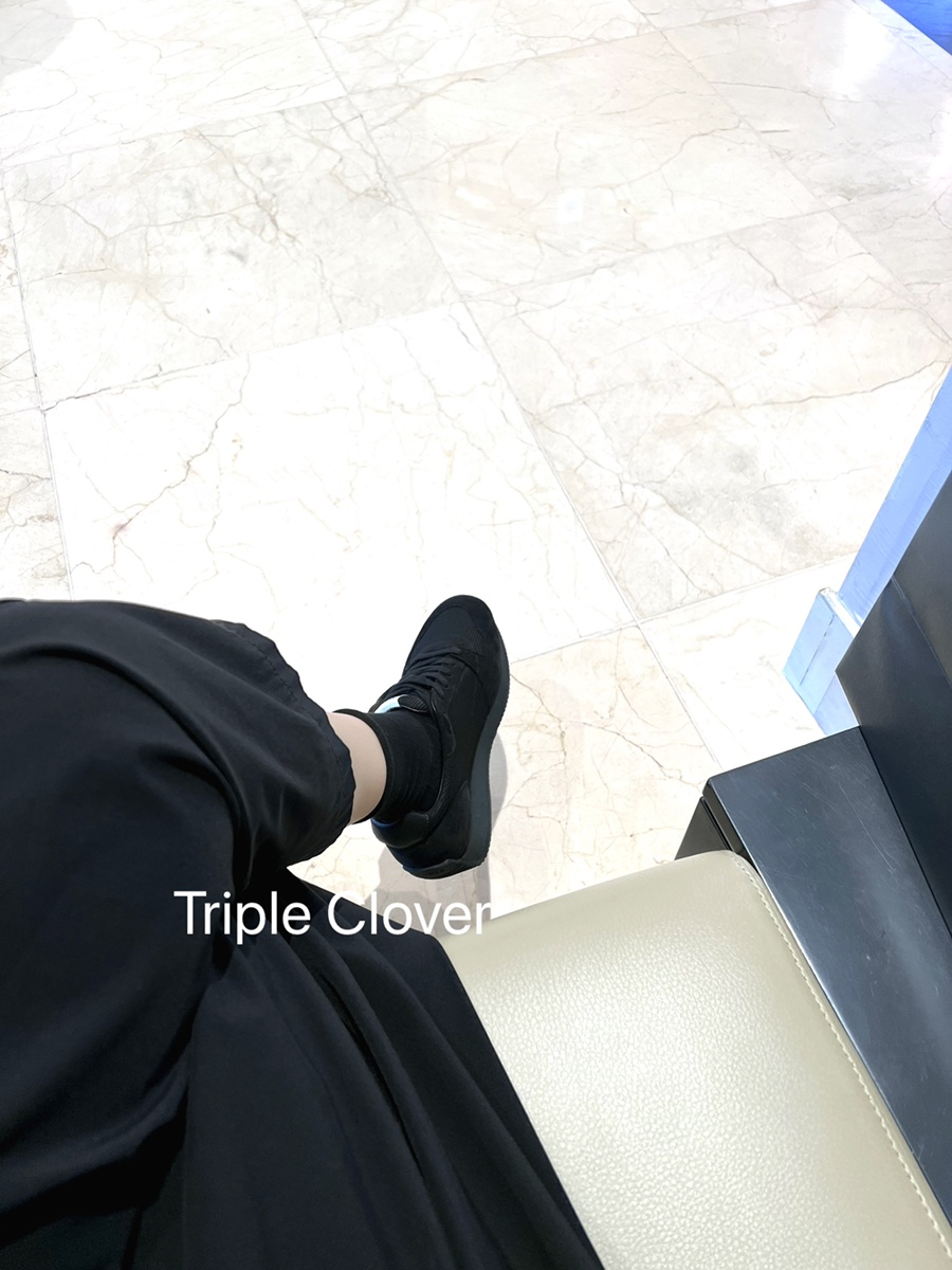 에르메스 이스케이프 여성 스니커즈 블랙 원피스 샷 4