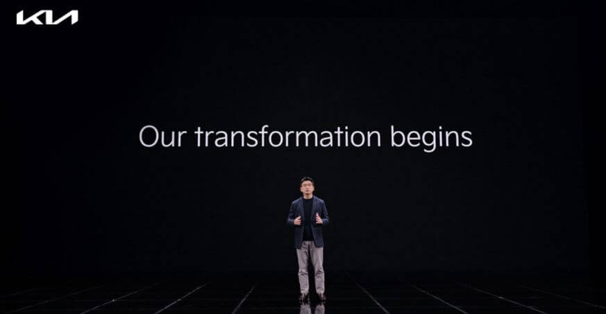  기아차의  공격적인 행보 - 로고 변경, 사명 변경 그리고 신차 5종 출시를 통한 물량 공세