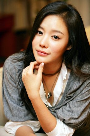배우-김아중
