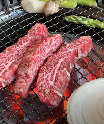 틈만나면 청담동 한우 소고기 맛집