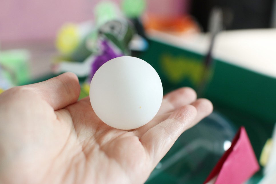 눈에 띄게 향상된 손끝과 창의력 유아 방문 미술 6개월째에 2