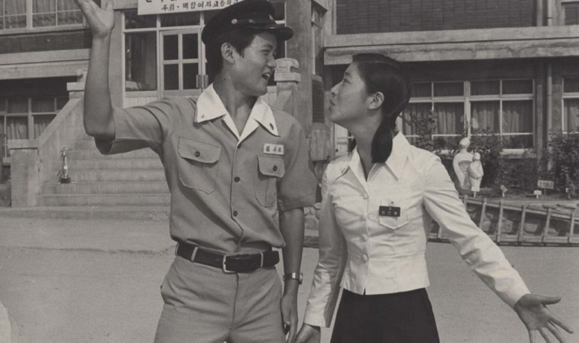 여고 얄개(1977) 주연을 맡은 이승현과 김보연