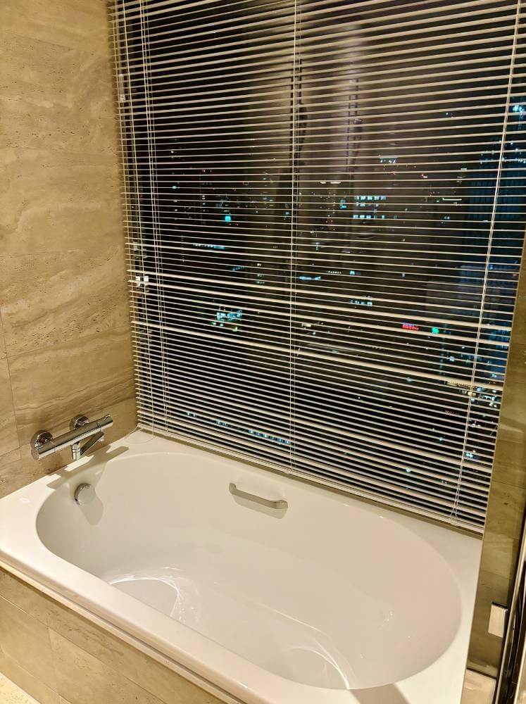 칸데오 호텔스 오사카 더 타워 Premium Triple Room with Sofa Bed - Non-Smoking 욕실