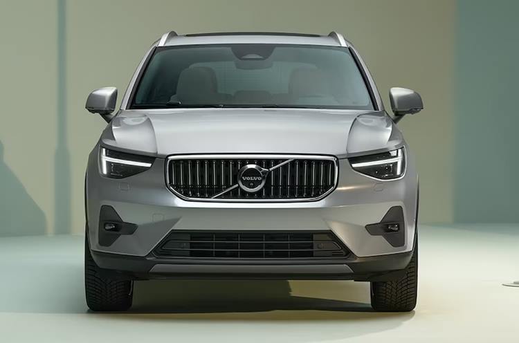 볼보-volvo-xc40-중형-suv-패밀리카-수입차