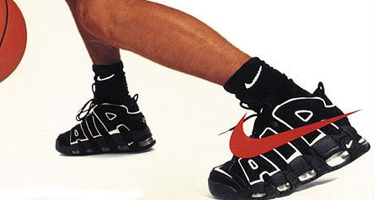 나이키 ] 1996 나이키 에어 모어 업템포 OG "검/흰" 오피셜 이미지 공개 및 발매 - 1996 Nike Air More  Uptempo OG "Black/White" 414962-001 - REVEALED KOREA