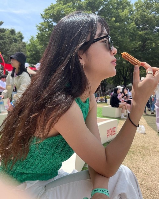  송소희, 과감한 민소매 패션! "일상룩은 다른 사람 같네" [사진]