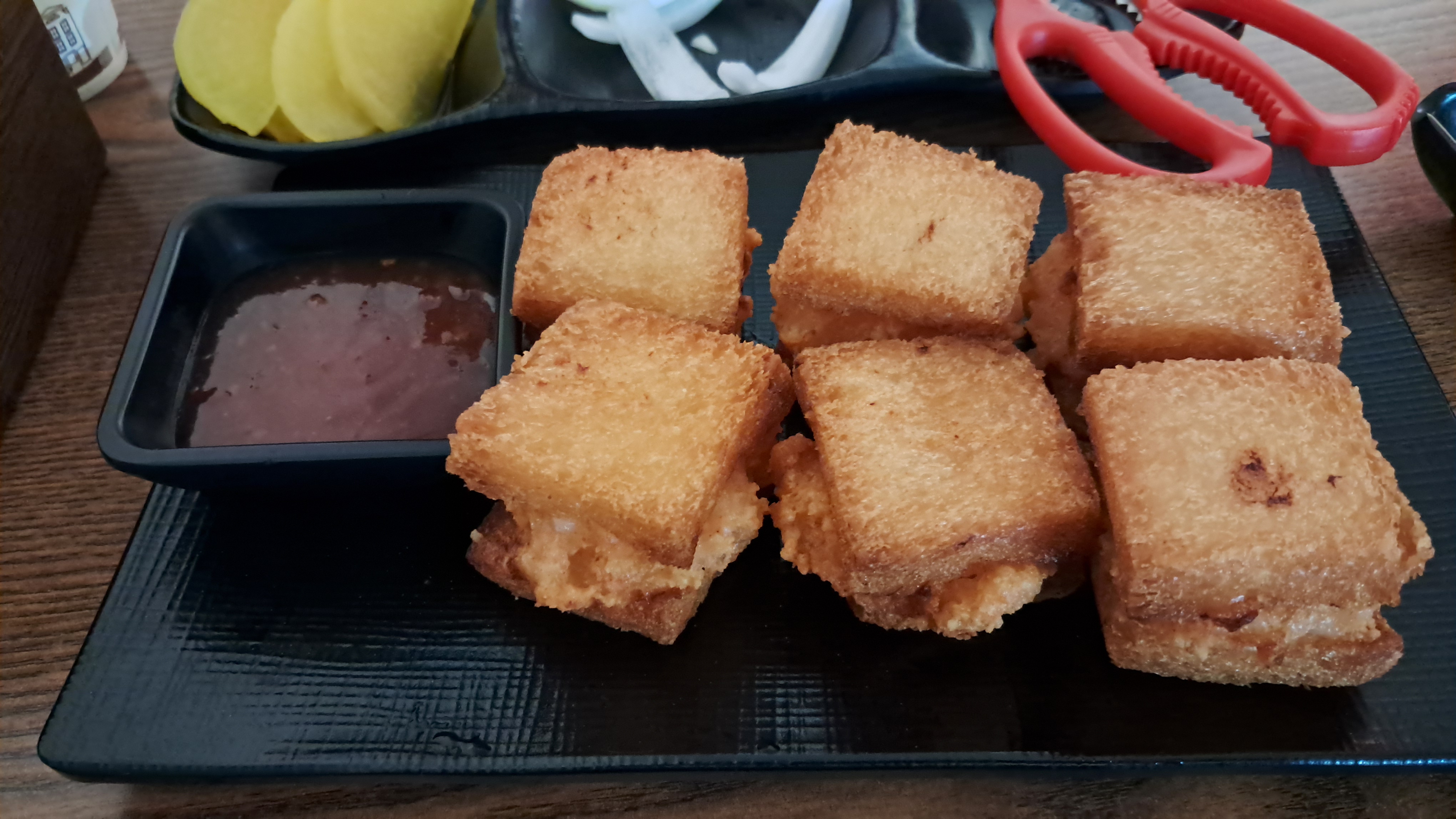 향원멘보샤