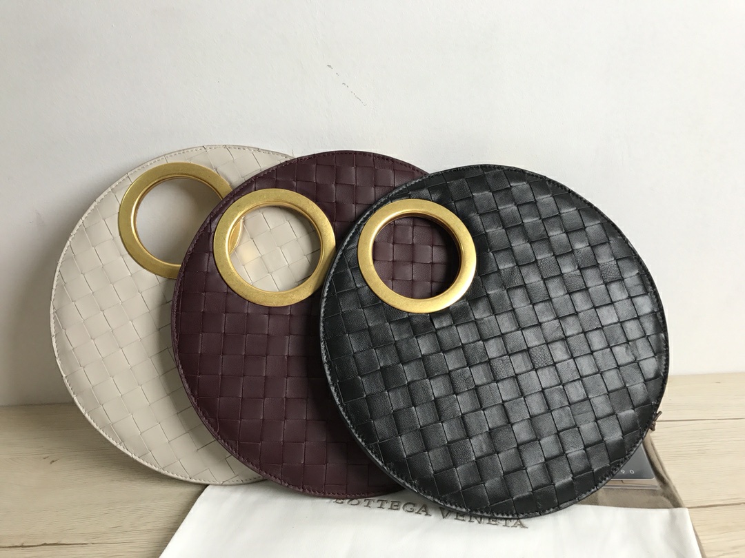  [BOTTEGA VENETA] 보테가 베네타 서클 파우치 클러치백 (3 COLOR)