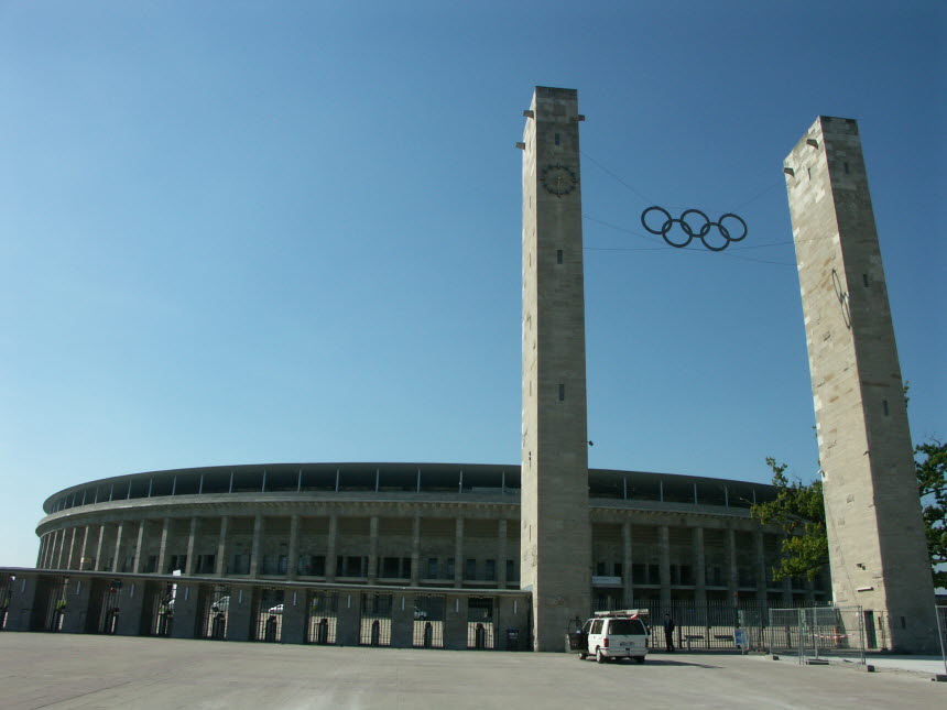 베를린-올림픽주경기장-정면