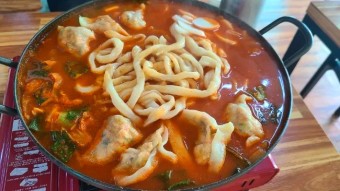 닭칼만 전골