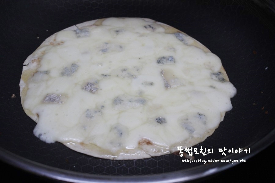 고르곤졸라피자만들기 또띠아 2