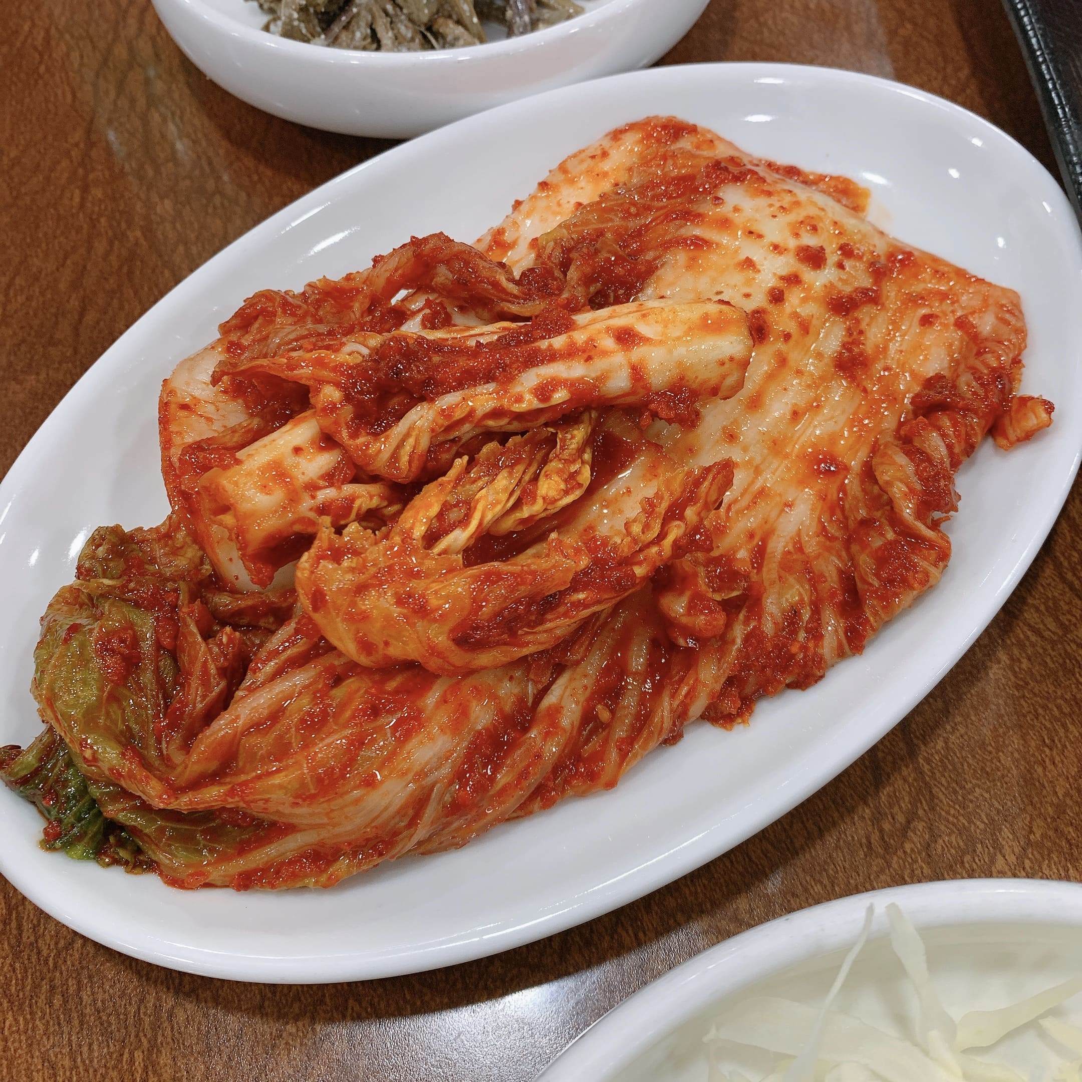 촌마을 쌈밥 보쌈 김치