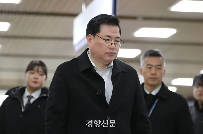 유동규
사실혼 
배우자