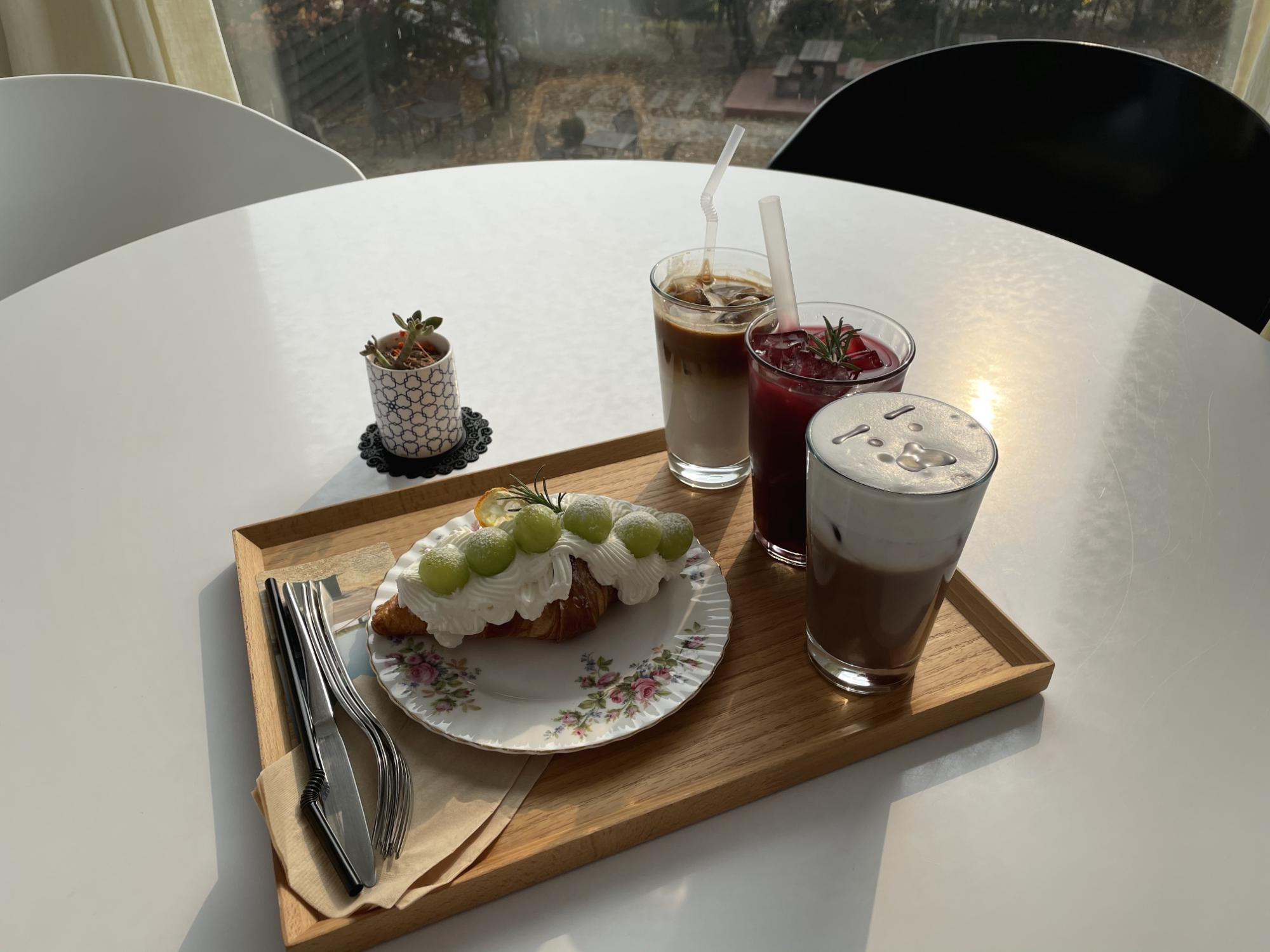 카페아델 이미지