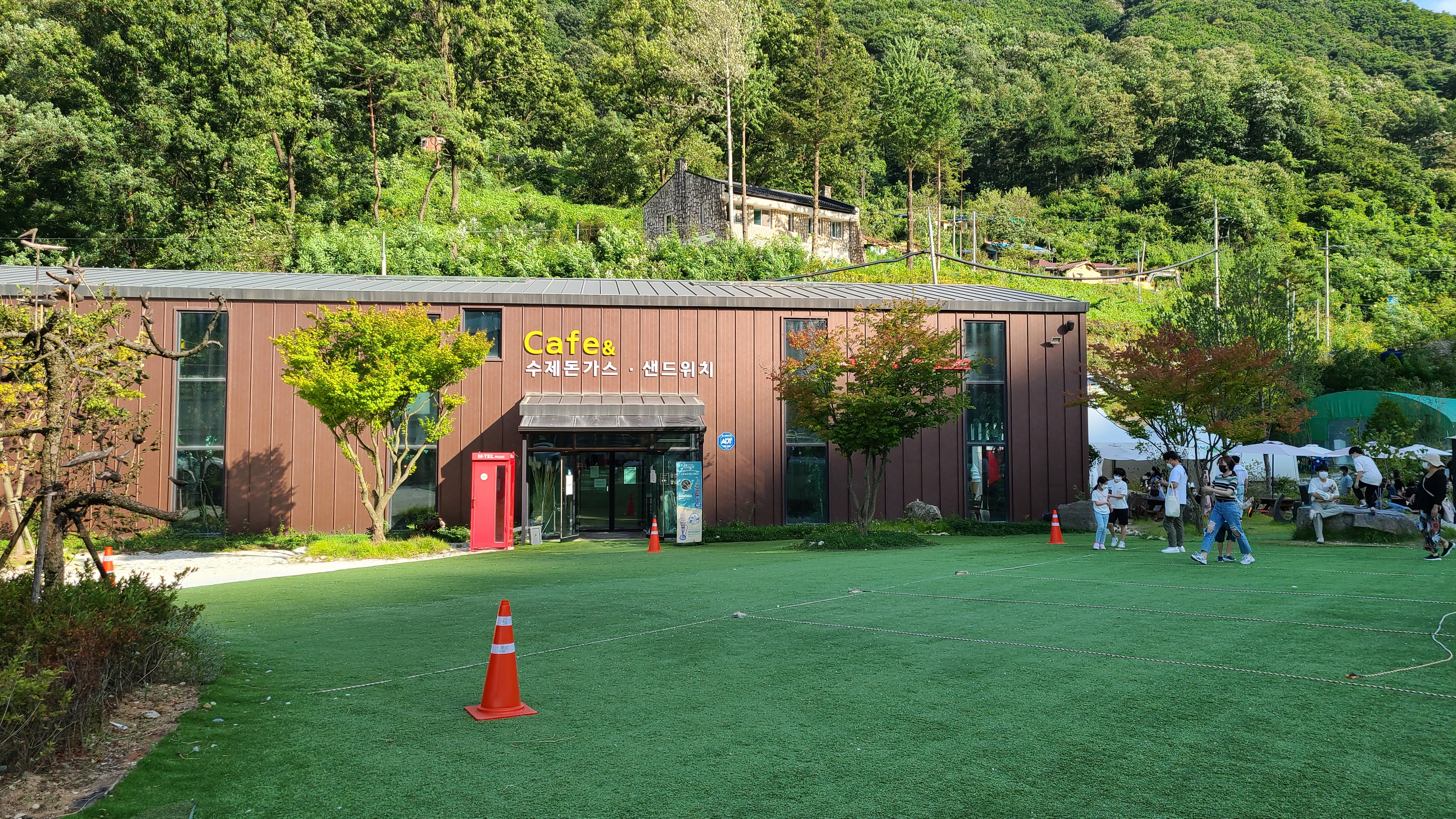  카약 못타고 카페만 다녀온 충주 활옥동굴 위치 입장료