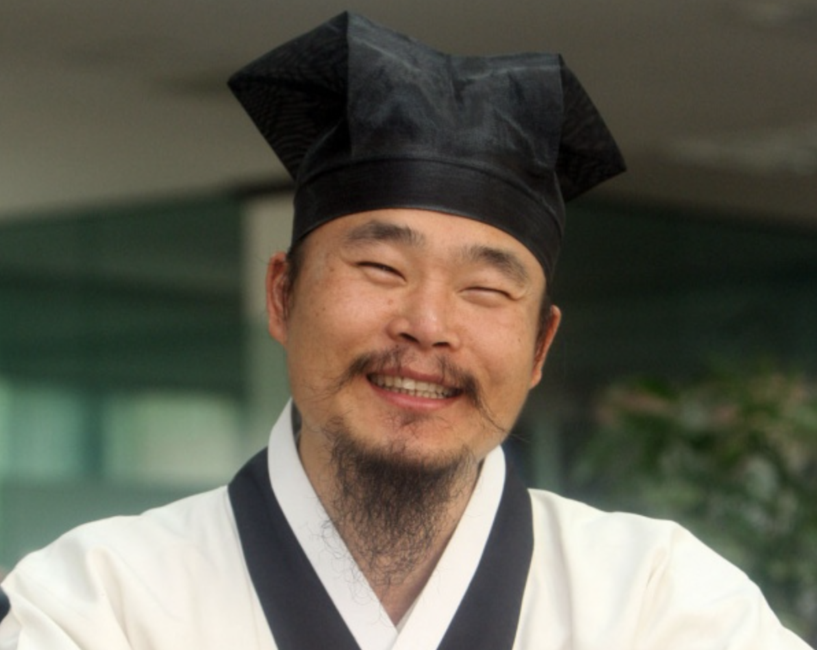  훈장 김봉곤 고향 학력 나이 와이프 자녀 프로필
