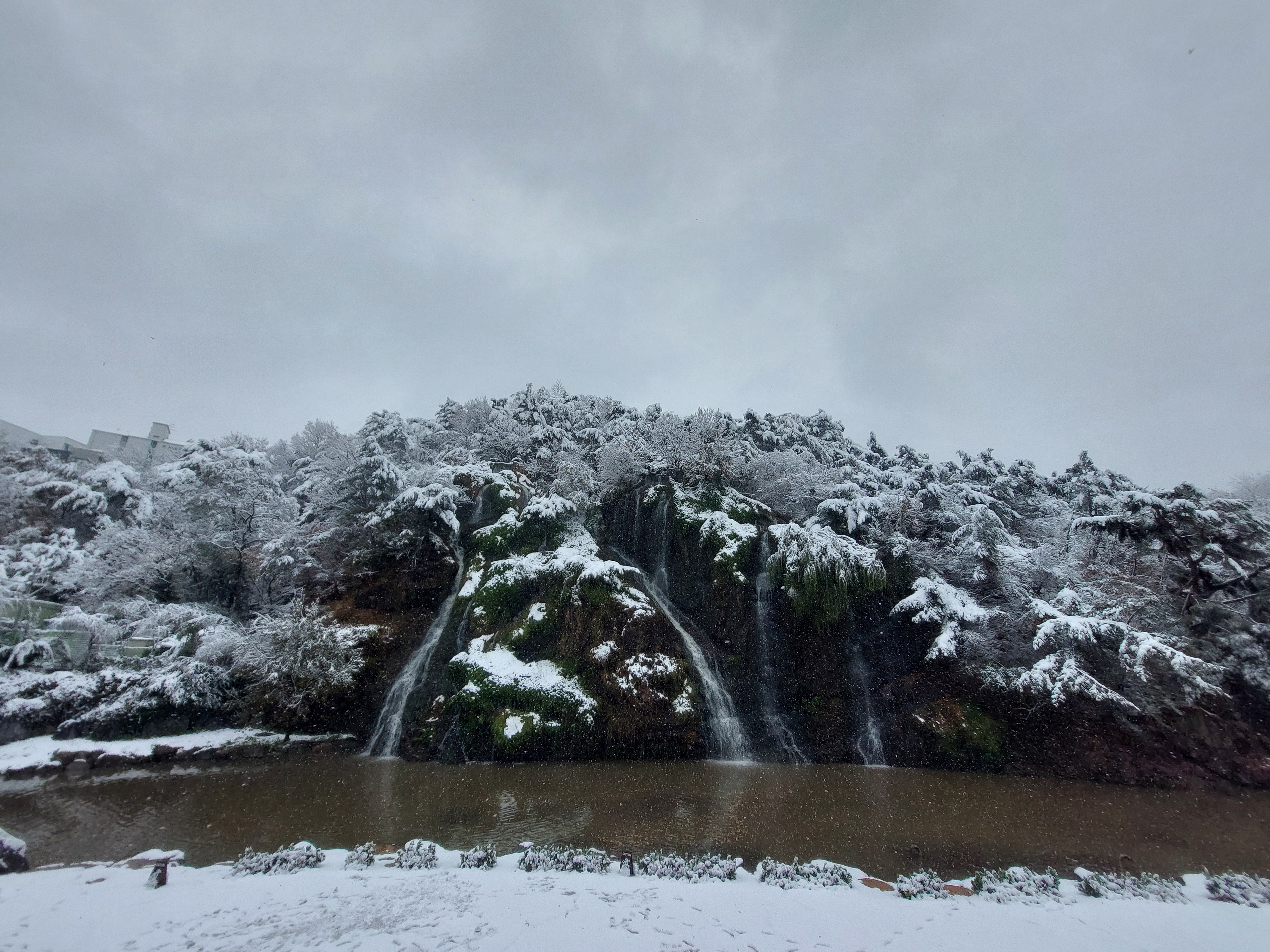 백련산안산