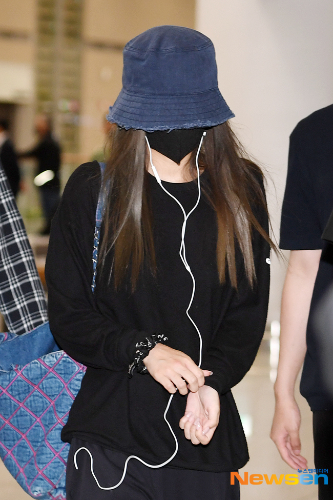  공항패션  (BLACKPINK) 멤버 제니(JENNIE) 사복패션 알아보기