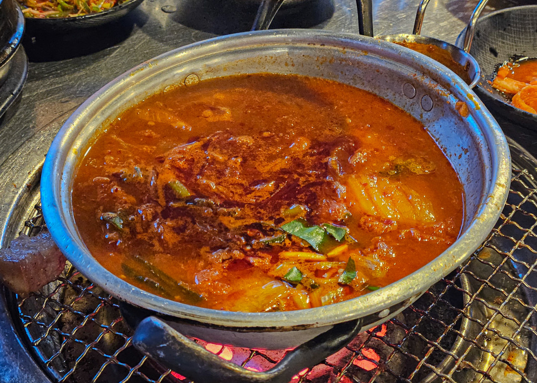 복자씨 연탄구이 김치찌개