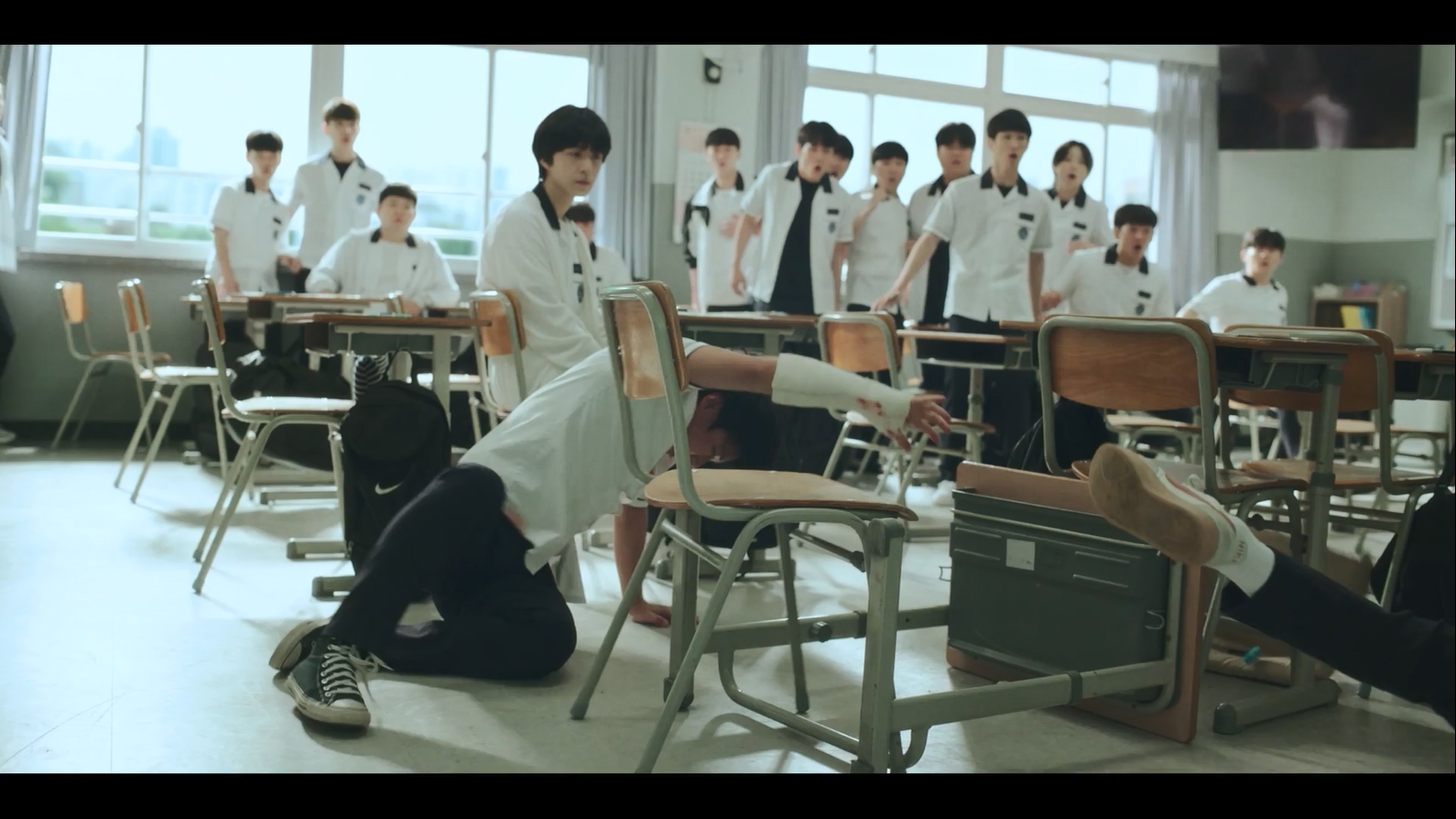 약한영웅 Class 1 E08.END.2022P.H264.mkv_20230709_164550.328.jpg