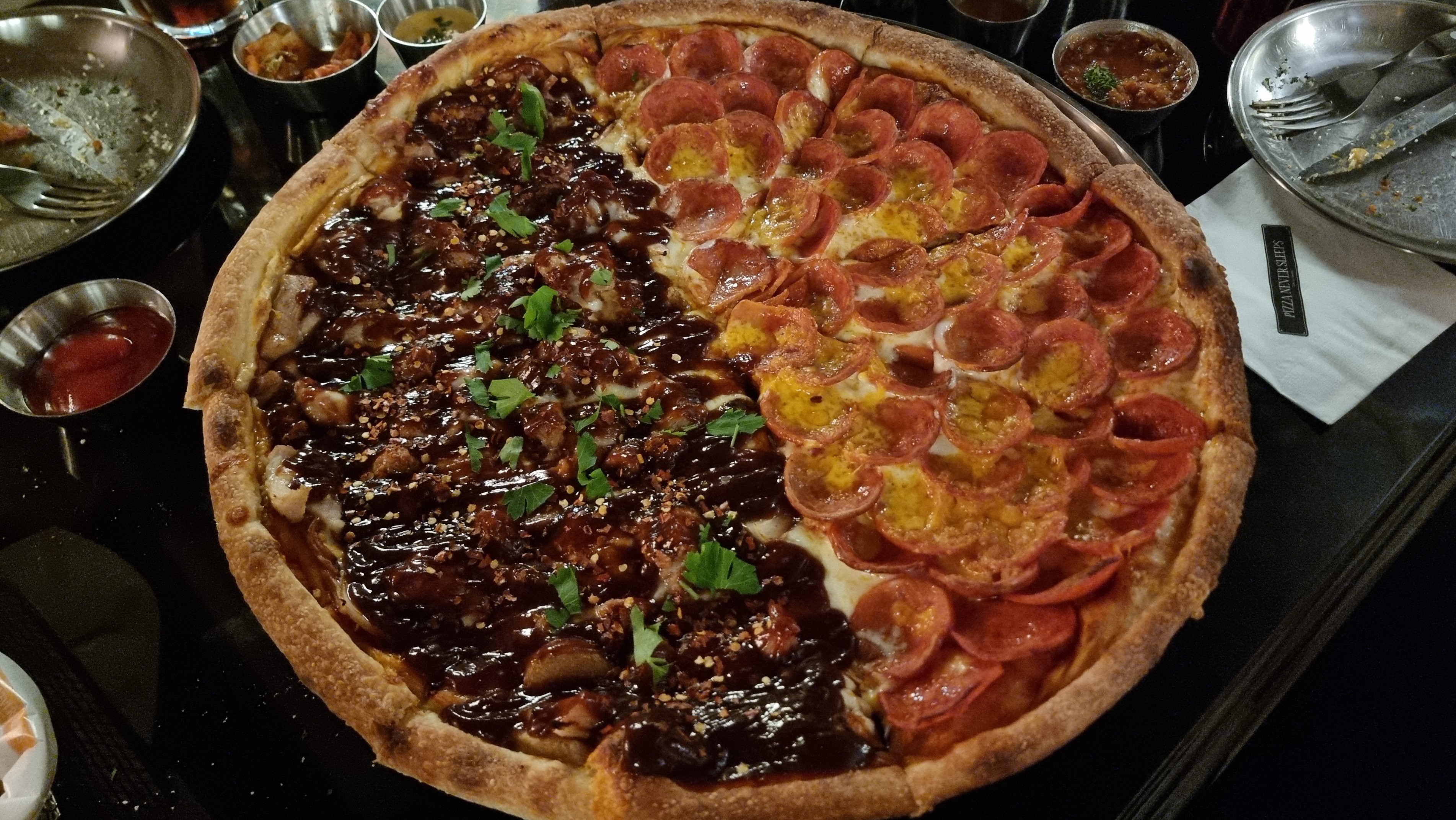피자 네버 슬립스(PIZZA NEVER SLEEPS) 이미지