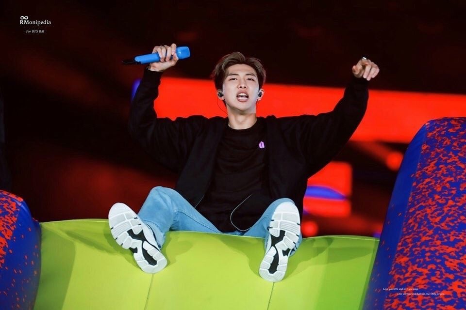  미끄럼틀 좋아하는 아가 방탄 모음