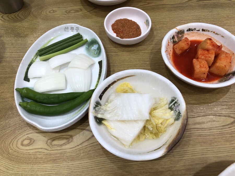 신동궁감자탕 뼈숯불구이 이미지