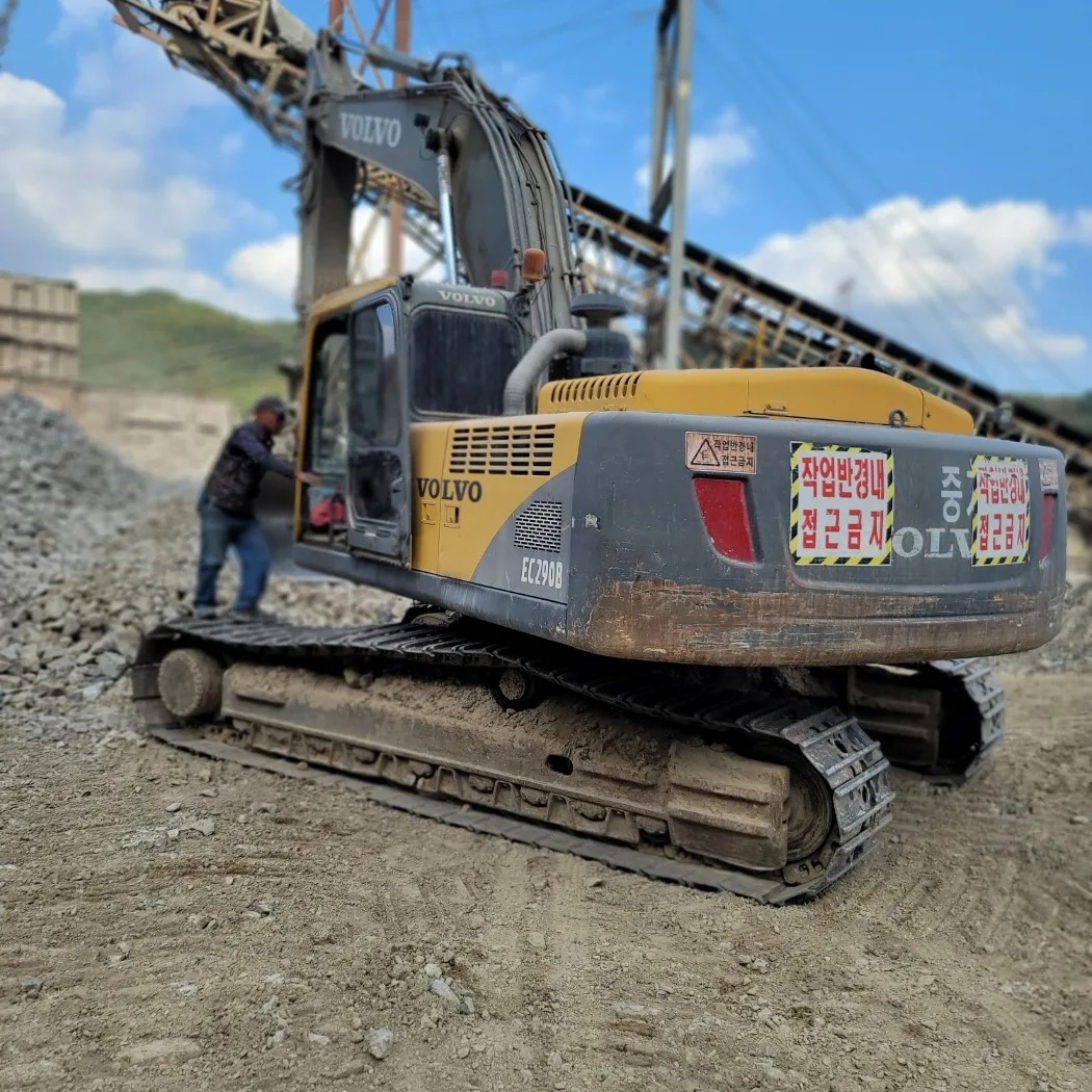  볼보 EC290B 2009년식 2900만원 판매합니다.