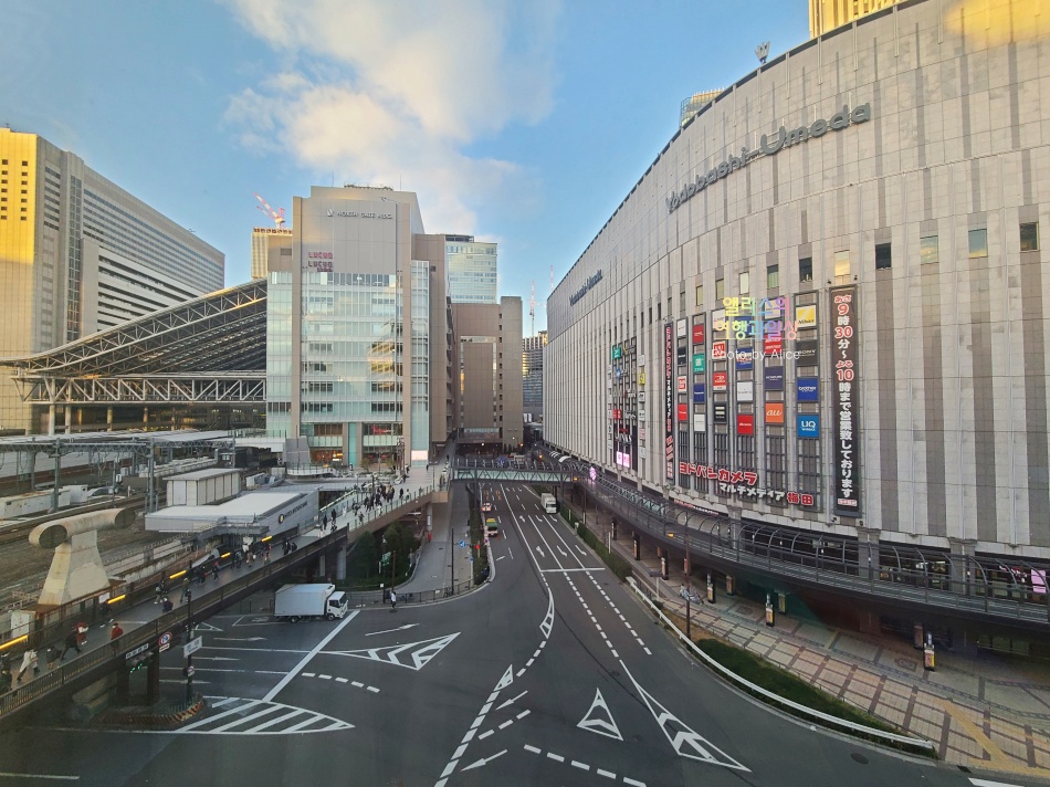 우메다 역 근처 위치 좋은 뉴 한큐 오사카 호텔 스탠다드 싱글룸 솔직후기
