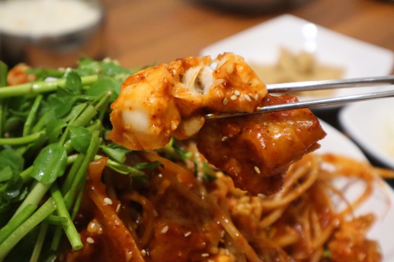 김영희 바다가 보이는 아구찜 30