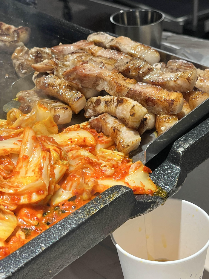 노릇노릇 삼겹살