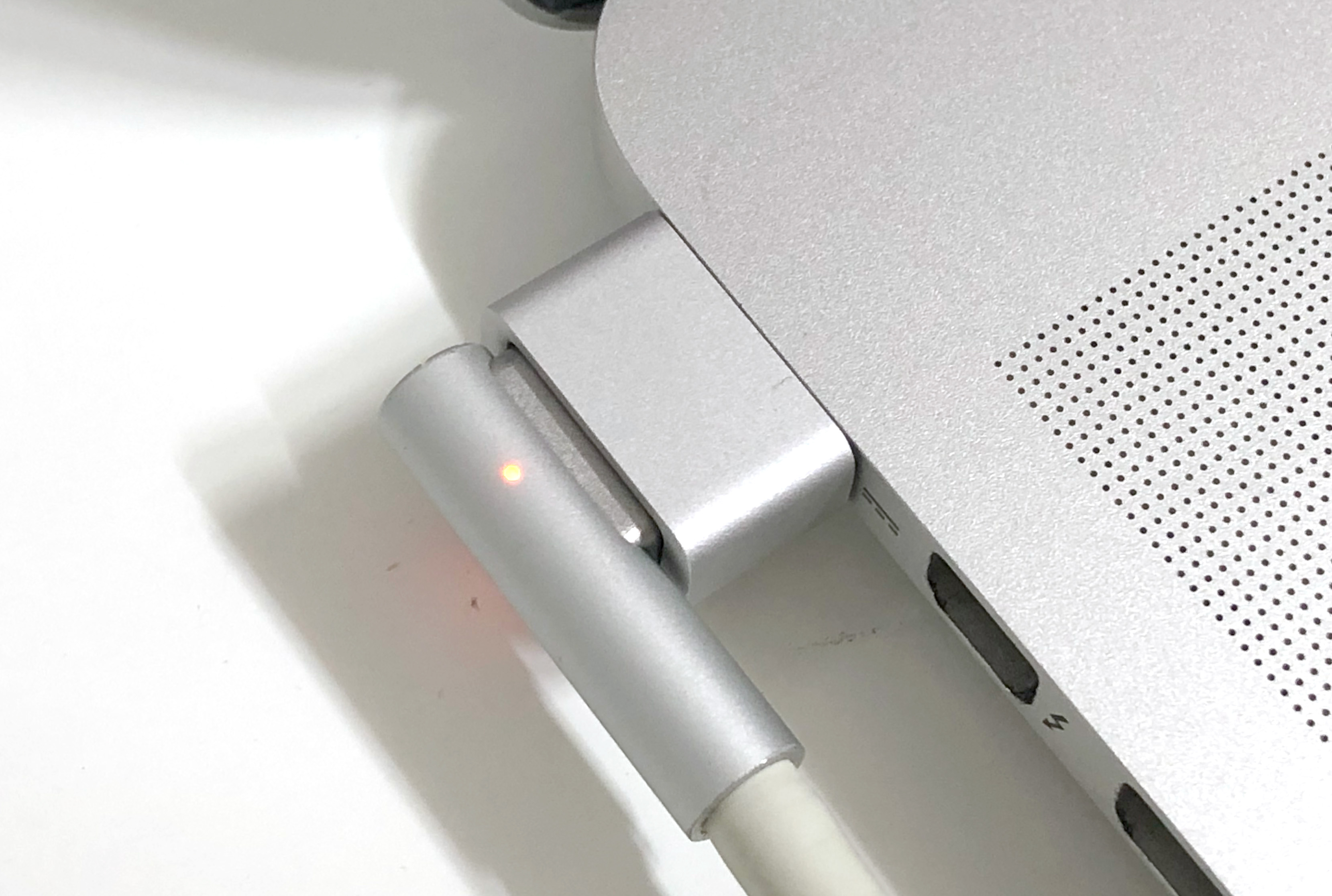 MagSafe 2 충전기 변환 어댑터 검토